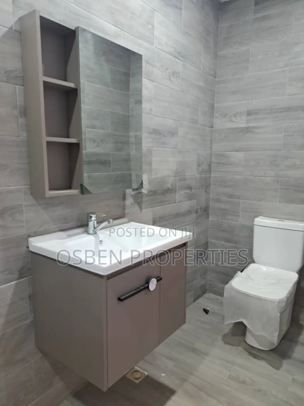 4bdrm Duplex in Osben Properties, Spintex for sale