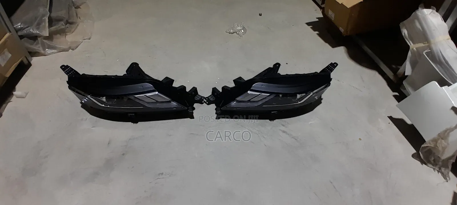 Mitsubishi L200 Headlight