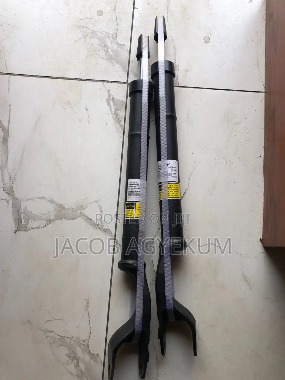 Mercedes Benz 4 Matic 2016/2018 Front Shocks Absorber Per