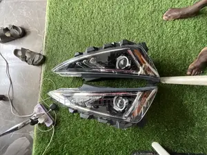 Hyundai Elantra 2019,2020 Headlight
