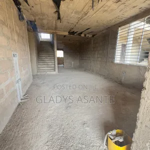 Uncompleted 5bdrm House In Accra Metropolitan For Sale
