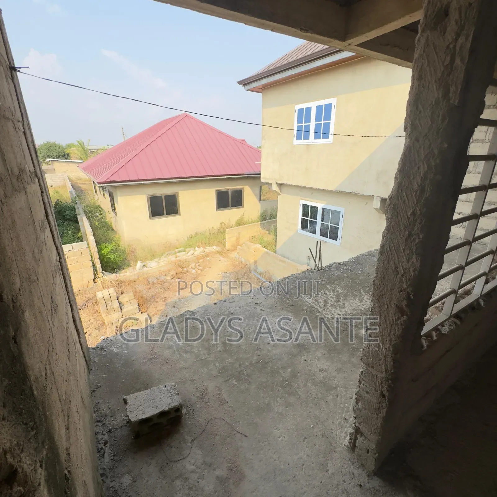 Uncompleted 5bdrm House In Accra Metropolitan For Sale