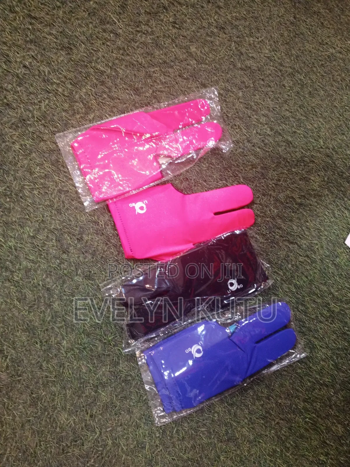 Snooker Gloves