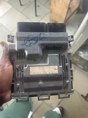 Mercedes Benz C250 W204 Engine 271 Controlboard Available