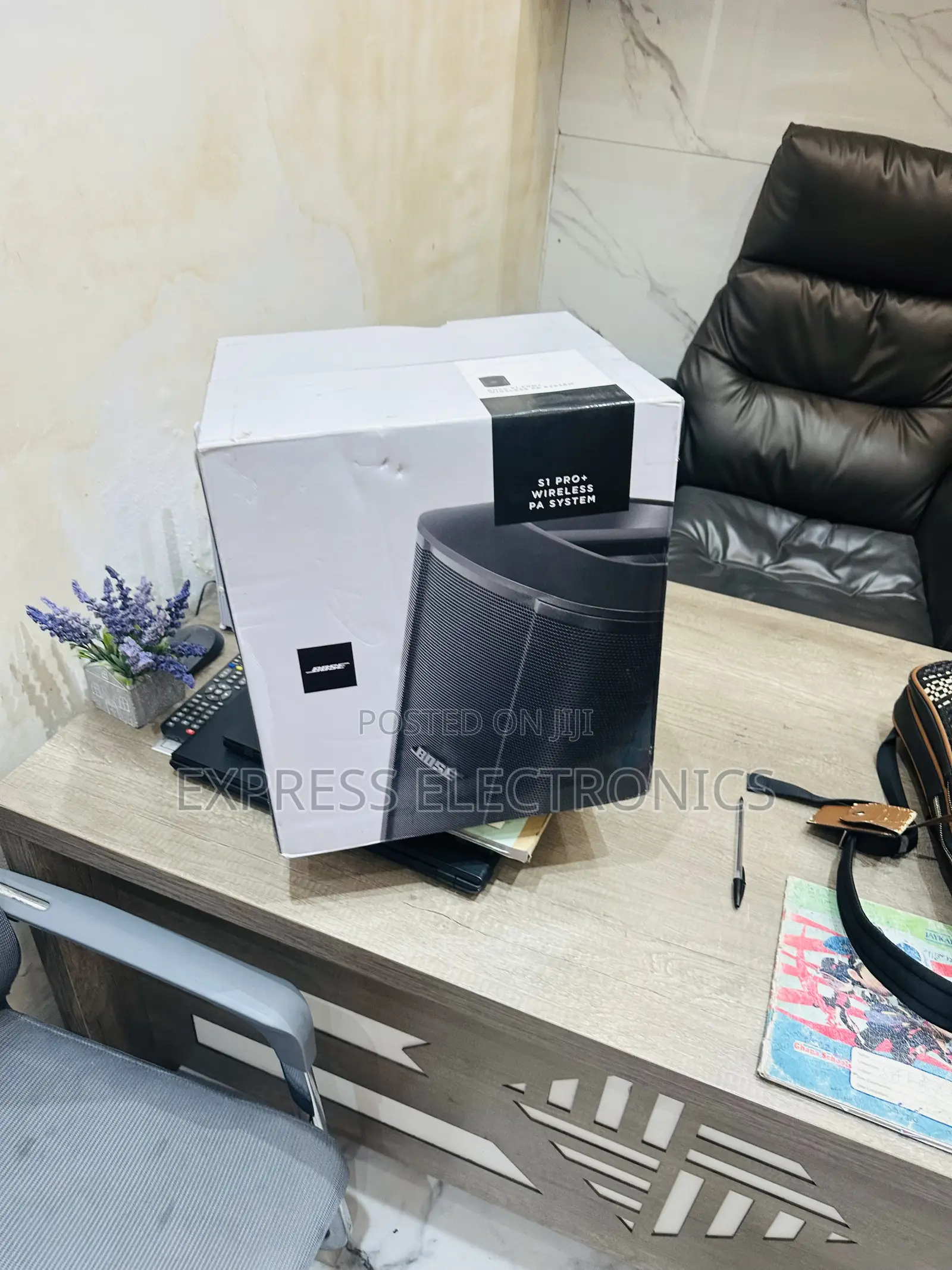 Plug and Play Without Wires Bose S1 Pro + Bluetooth Speaker