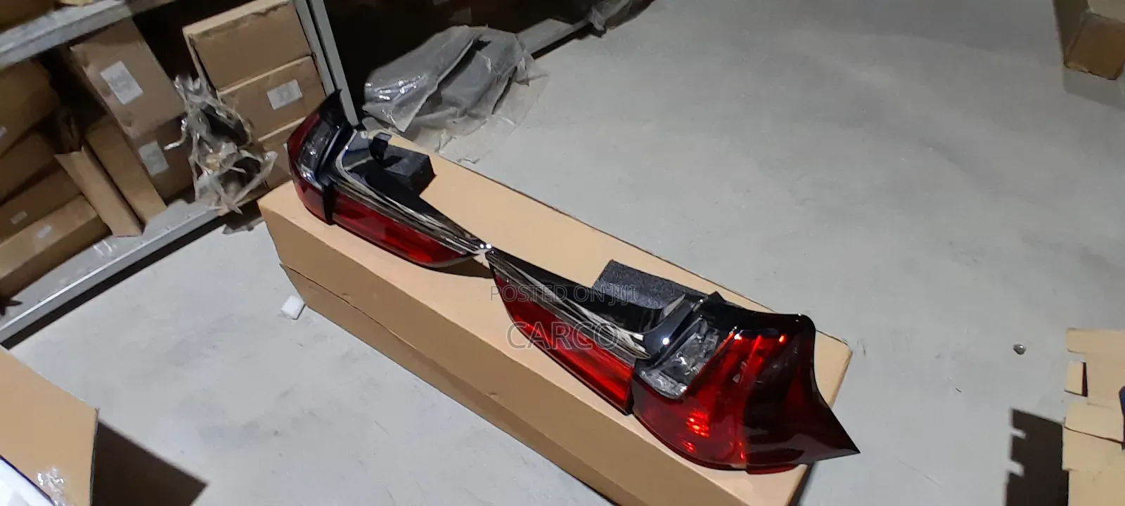 Lexus Lx 570 Taillight