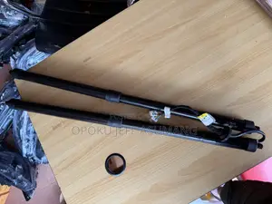 CRV 2017-2022 Electric Boot Absorber