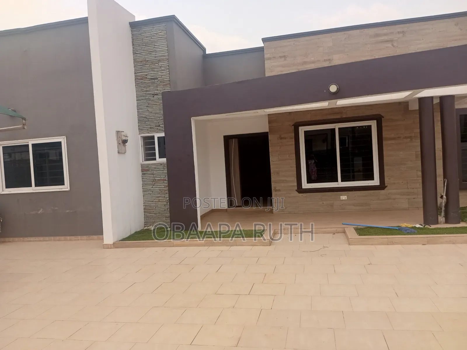 3bdrm House in Lakeside for rent