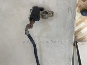 Range Rover Batter Terminal Available