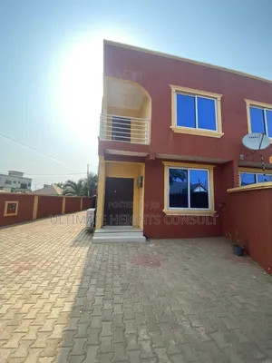 3bdrm House in West Trasacco, East Legon for rent