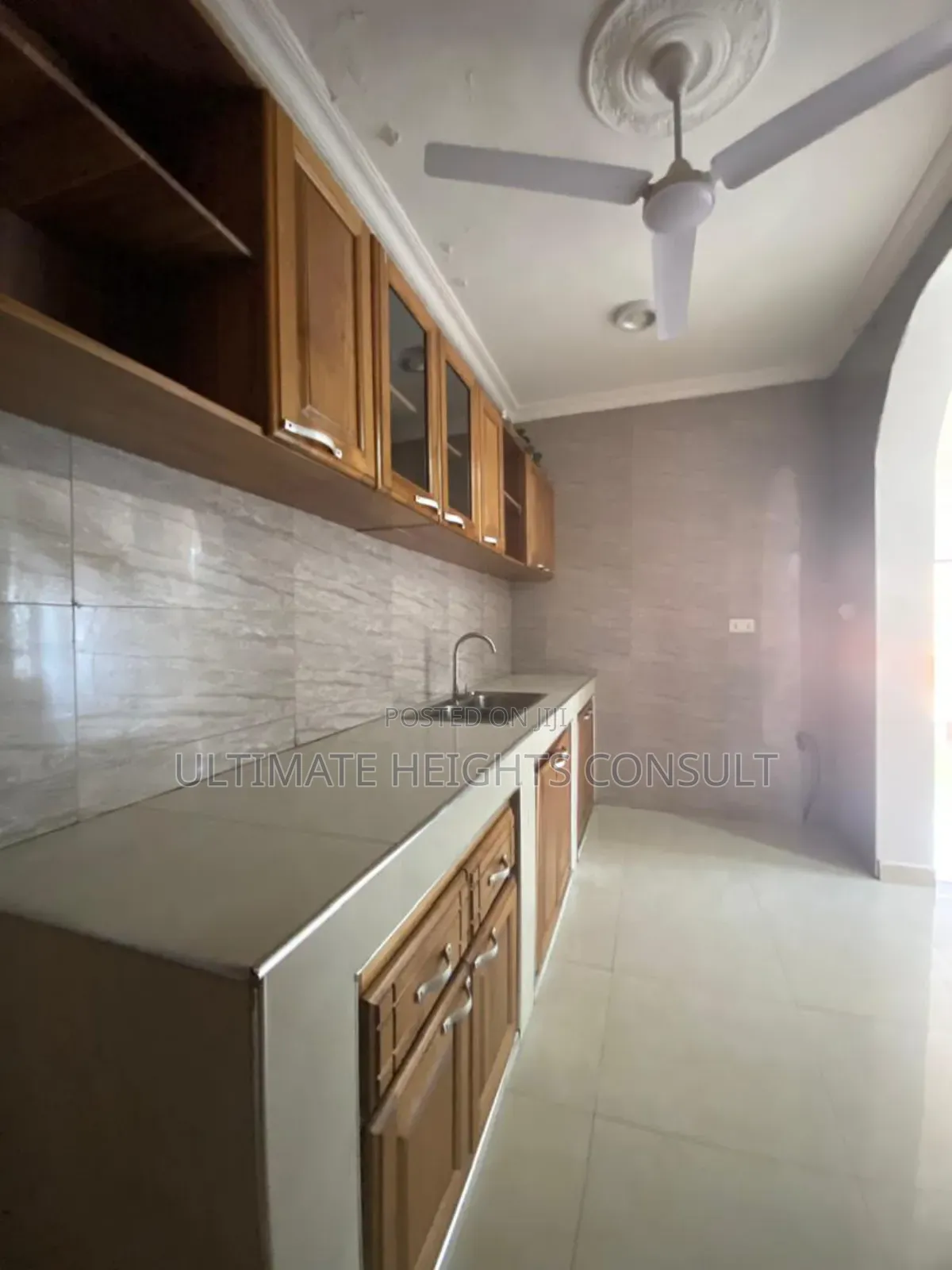 3bdrm House in West Trasacco, East Legon for rent