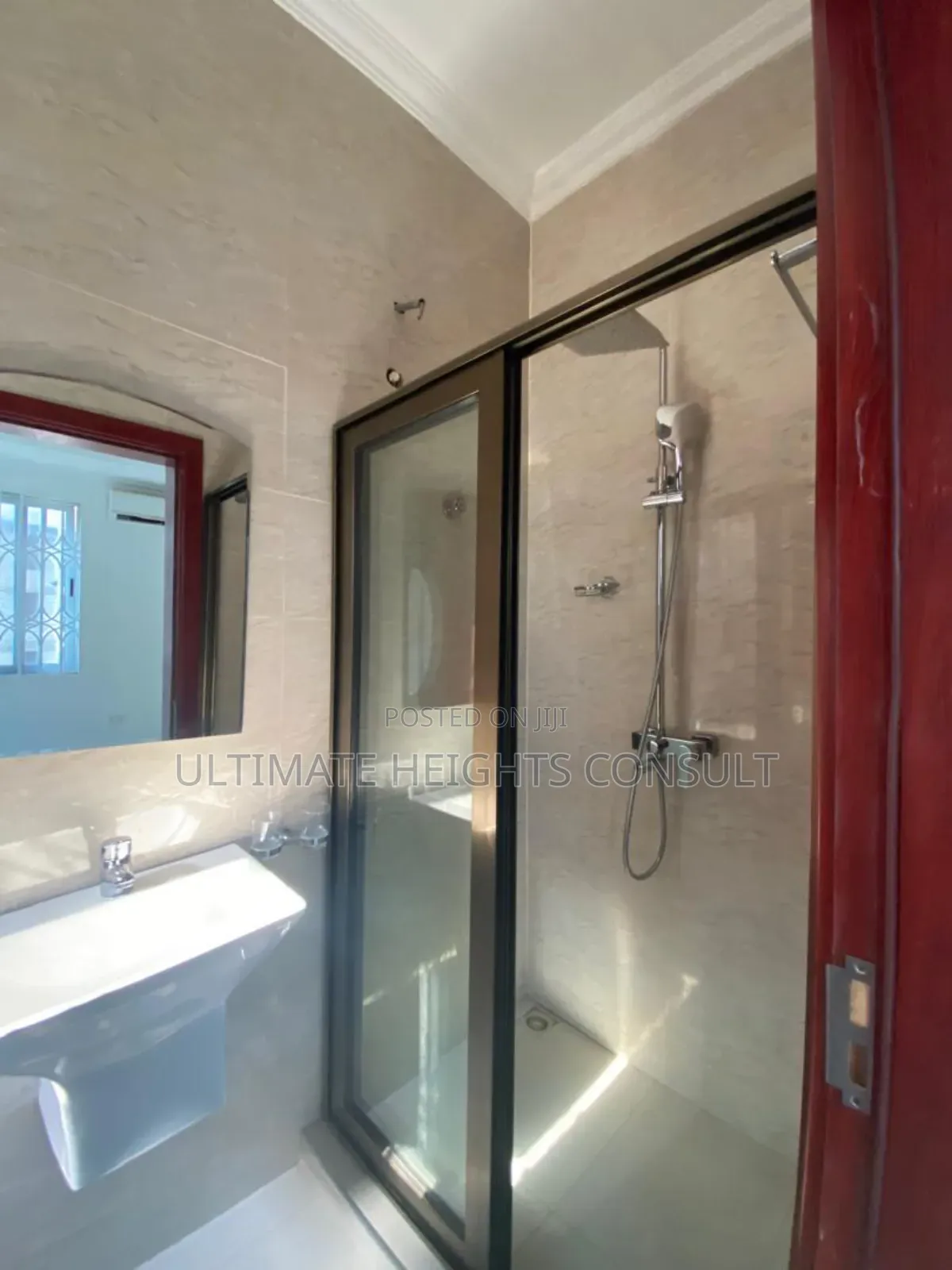3bdrm House in West Trasacco, East Legon for rent