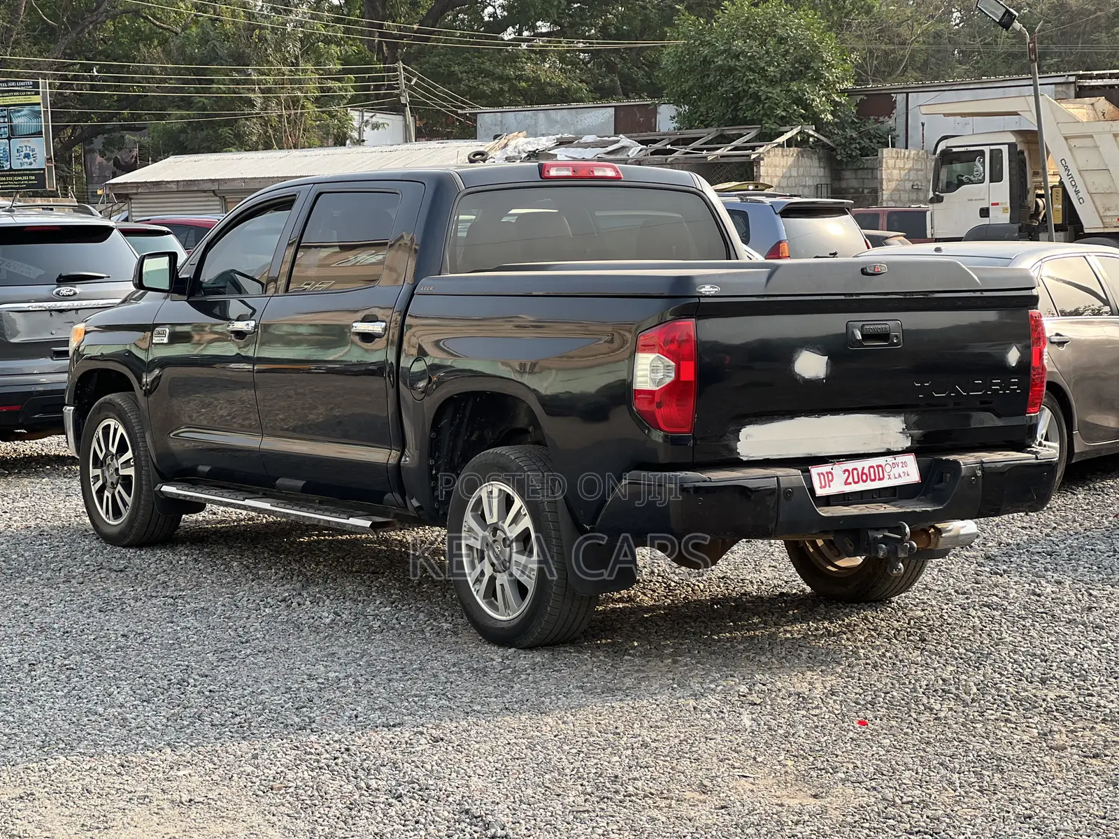 Toyota Tundra 2017 Black