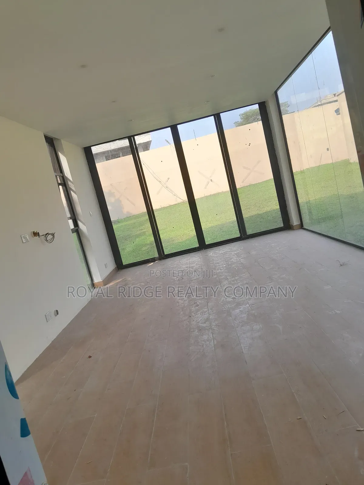4bdrm House in Cantonments, Accra Metropolitan for rent