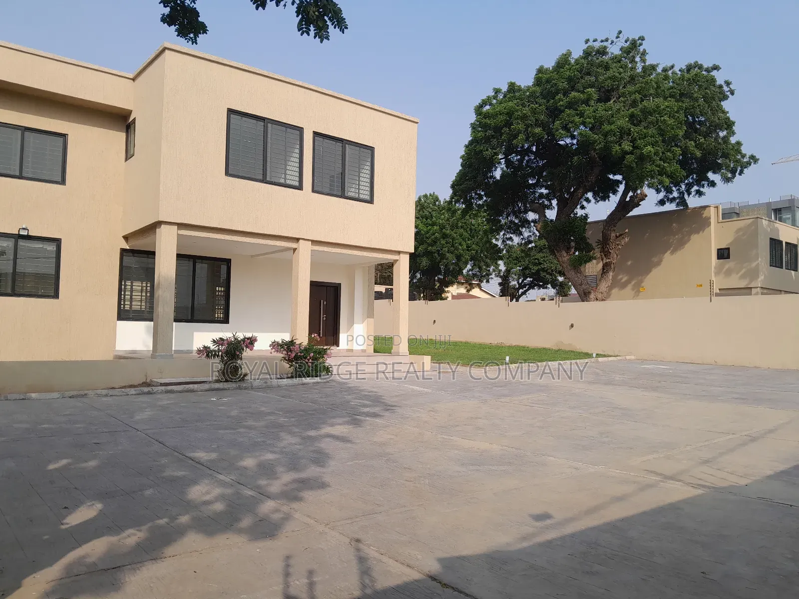 4bdrm House in Cantonments, Accra Metropolitan for rent