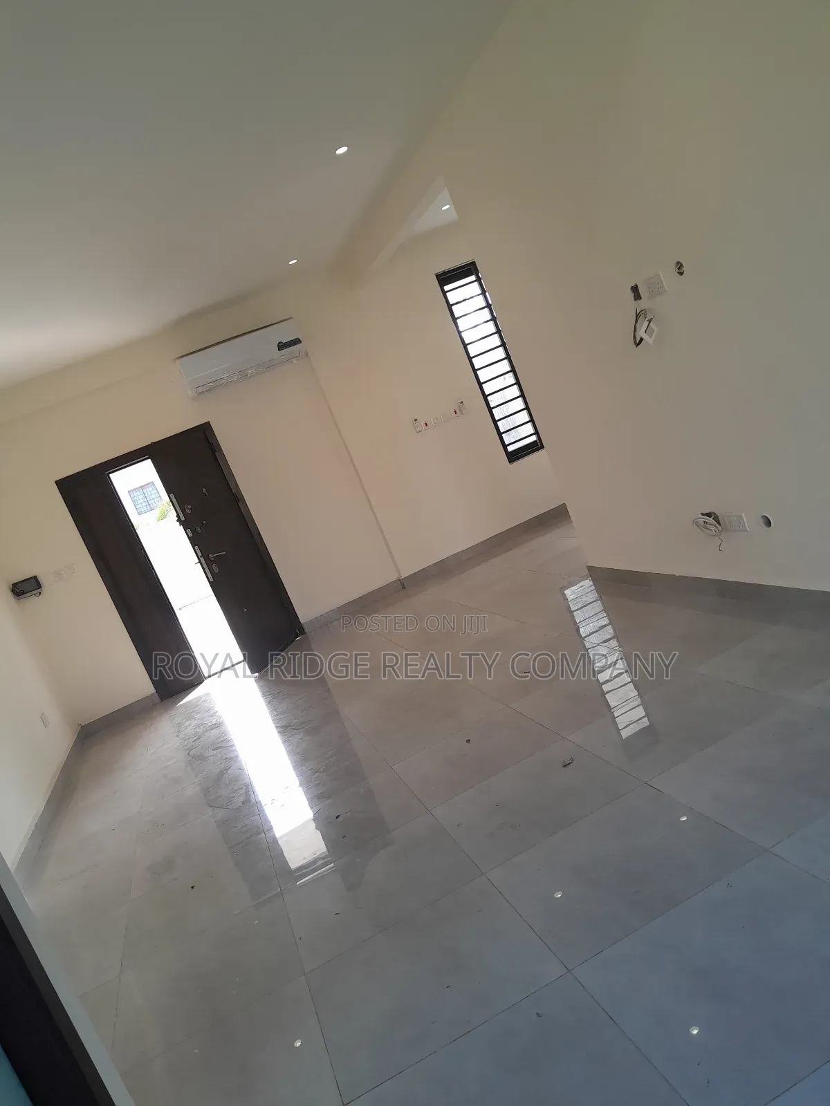 4bdrm House in Cantonments, Accra Metropolitan for rent
