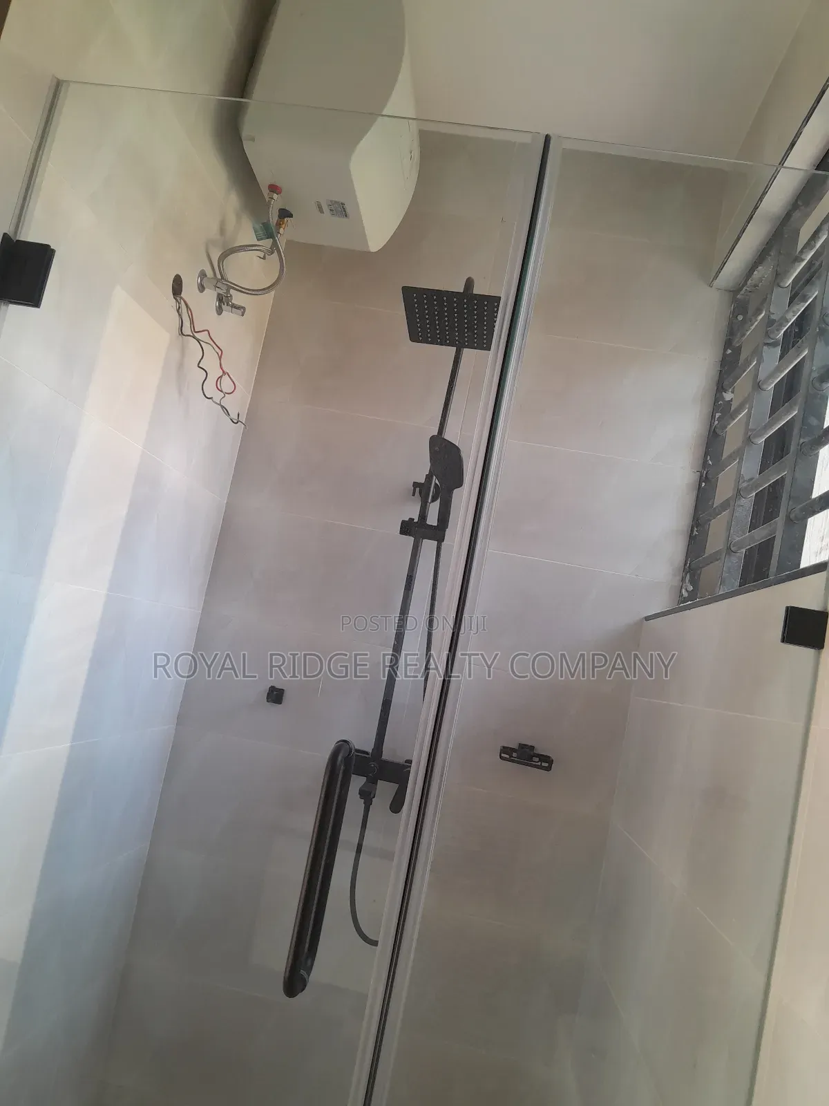 4bdrm House in Cantonments, Accra Metropolitan for rent