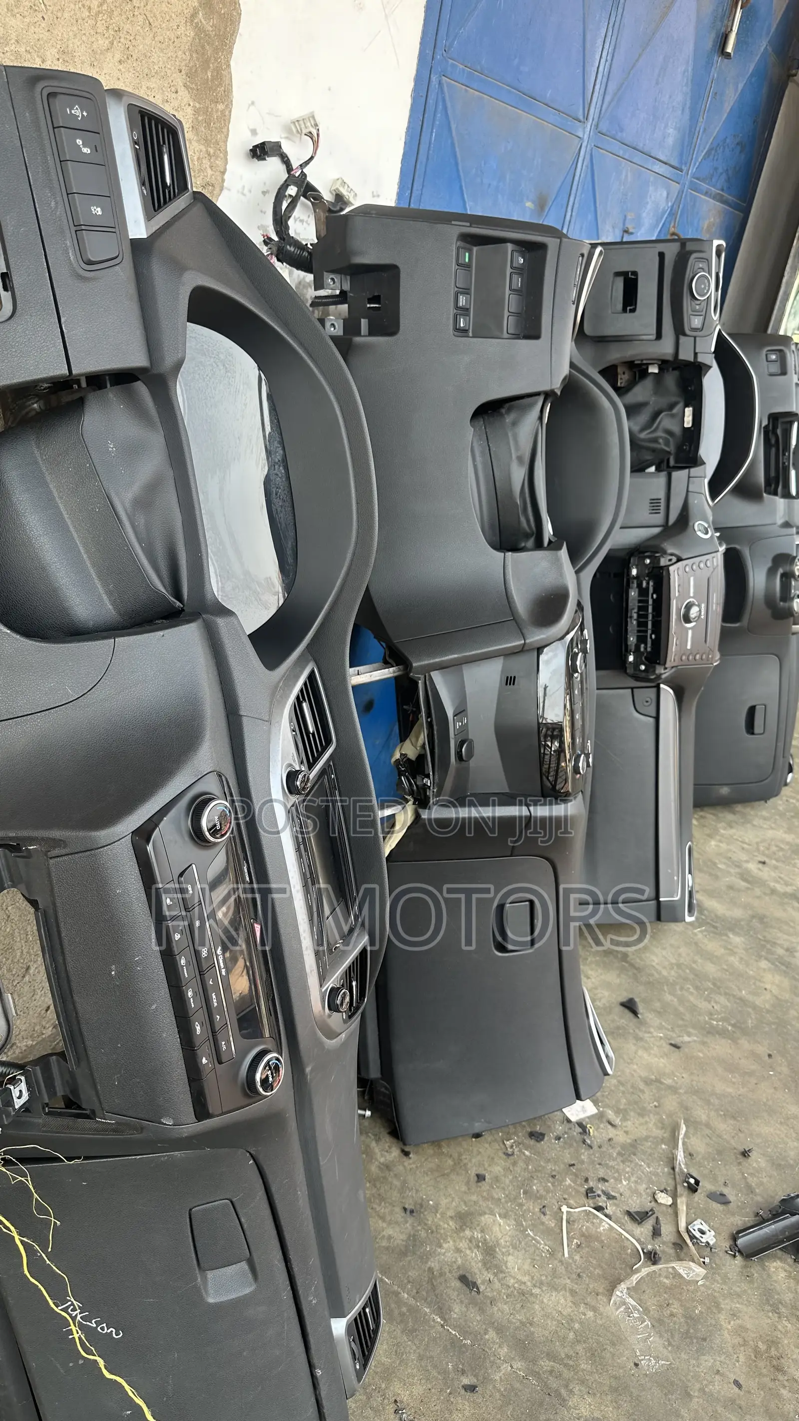 Kia,Hyundai,Toyota Honda,Ford,BMW(Dashboard Complete)