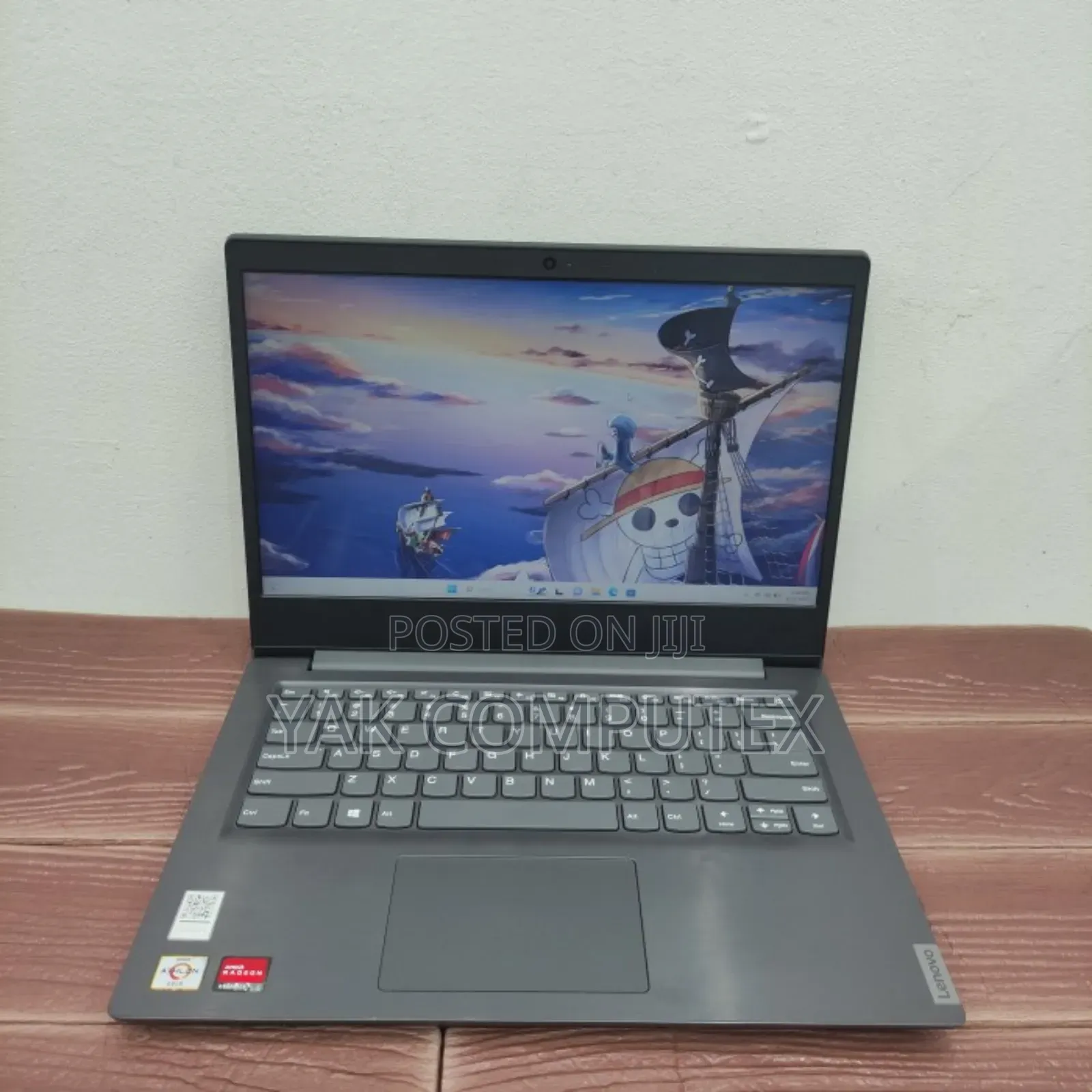 Laptop Lenovo V14 G4 IRU 8GB AMD SSD 128GB