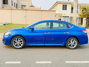 Nissan Sentra SR 4dr Sedan (1.8L 4cyl CVT) 2014 Blue