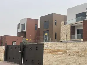 5bdrm House in East Legon for rent