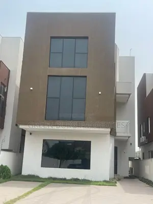 5bdrm House in East Legon for rent