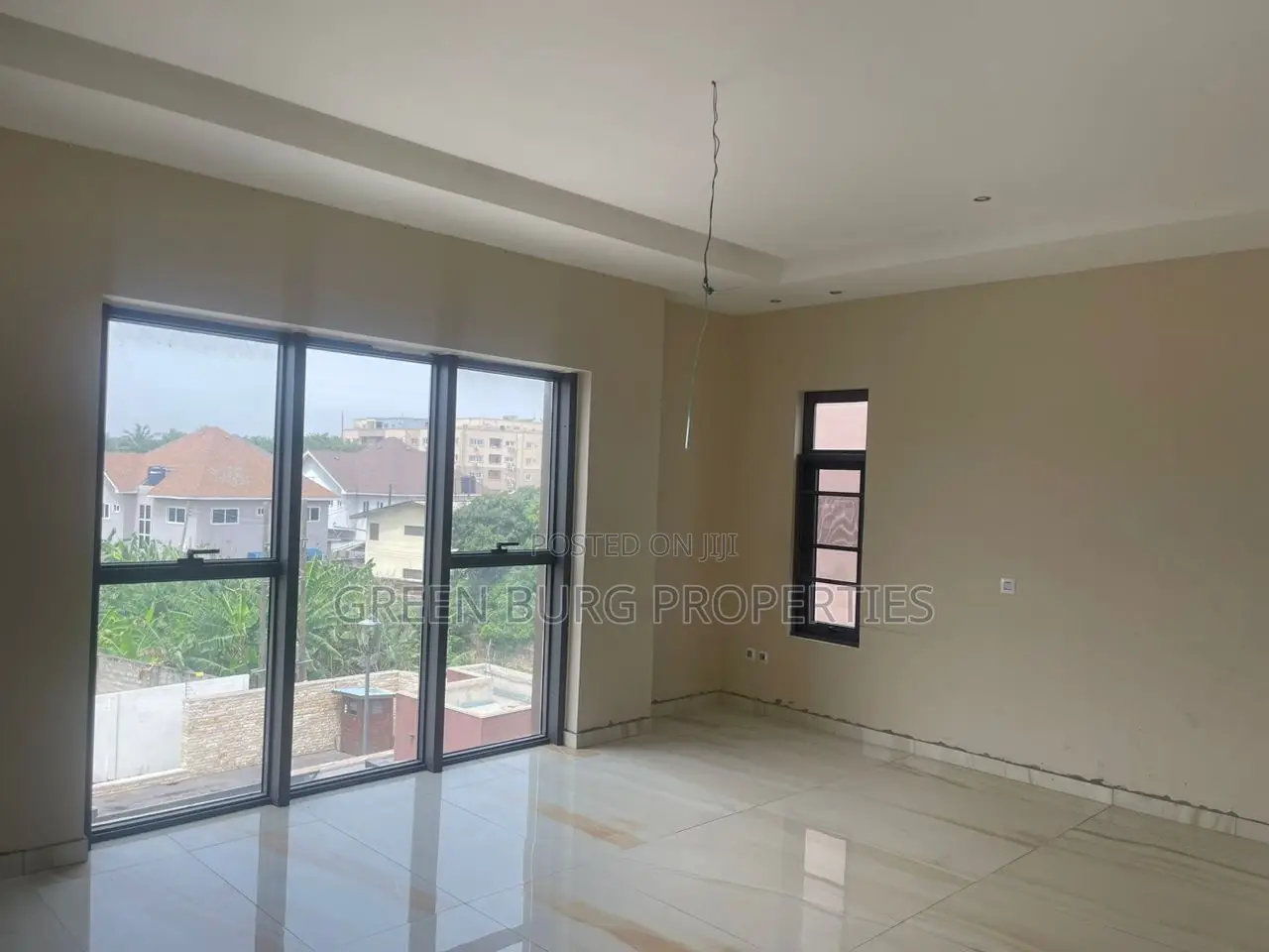 5bdrm House in East Legon for rent