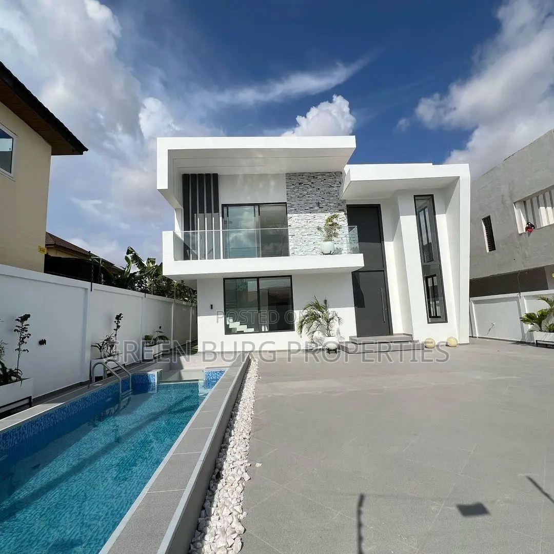 4bdrm House in Ashaley Botwe for sale