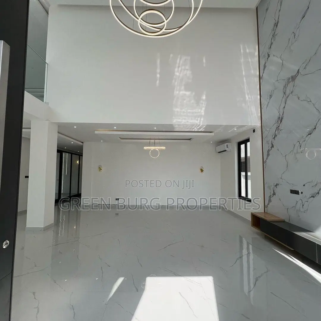 4bdrm House in Ashaley Botwe for sale