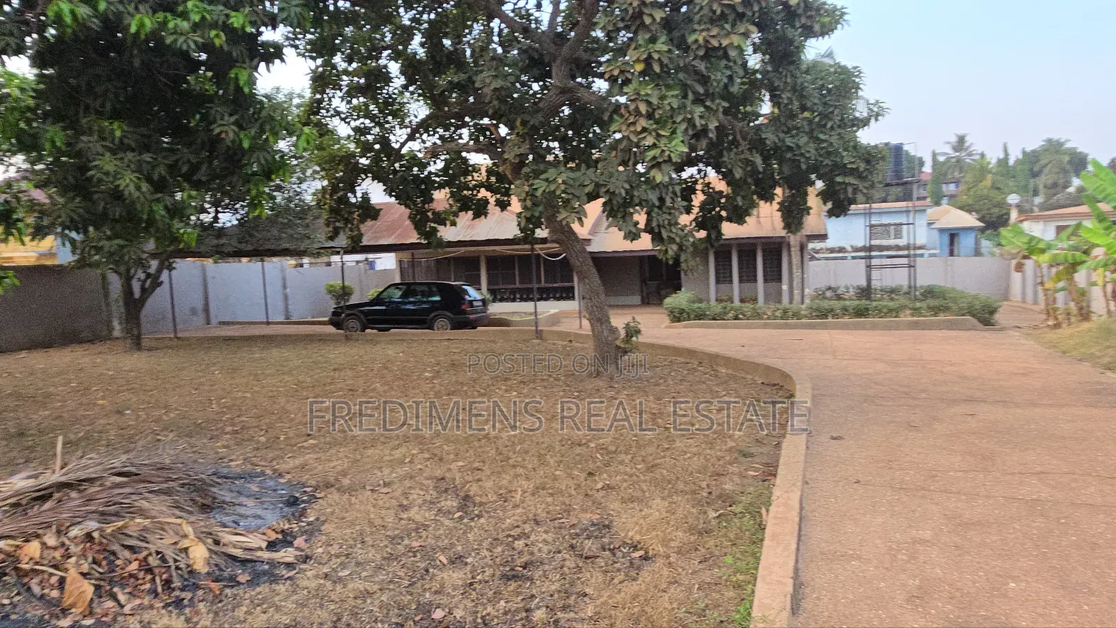 4bdrm House in Fredimens Real, Kumasi Metropolitan for sale