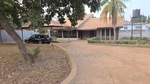 4bdrm House in Fredimens Real, Kumasi Metropolitan for sale
