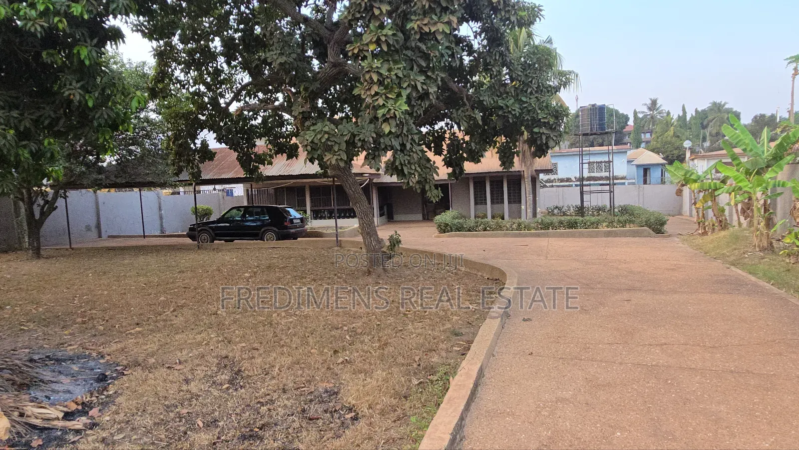 4bdrm House in Fredimens Real, Kumasi Metropolitan for sale