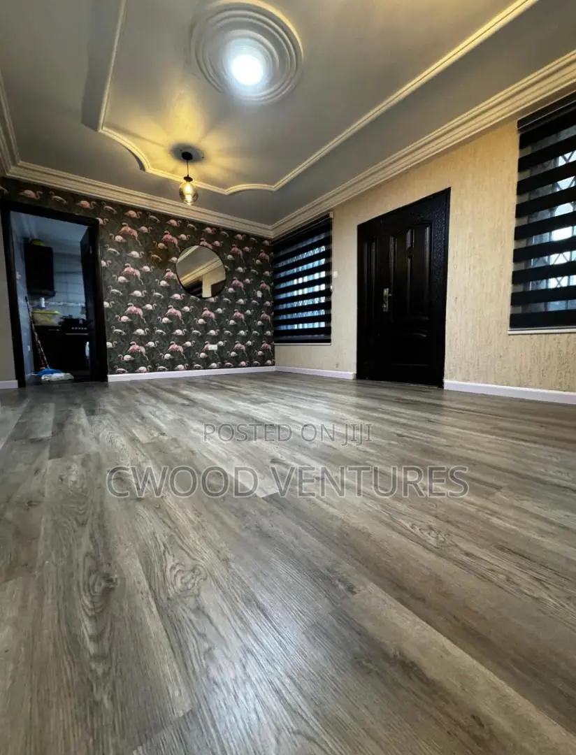 SPC Flooring Tiles