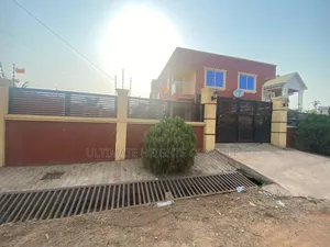 3bdrm House in West Trasacco, East Legon for rent
