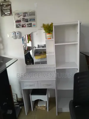 Dressing Room Set