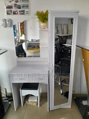Modern Dressing Mirror With Storage
