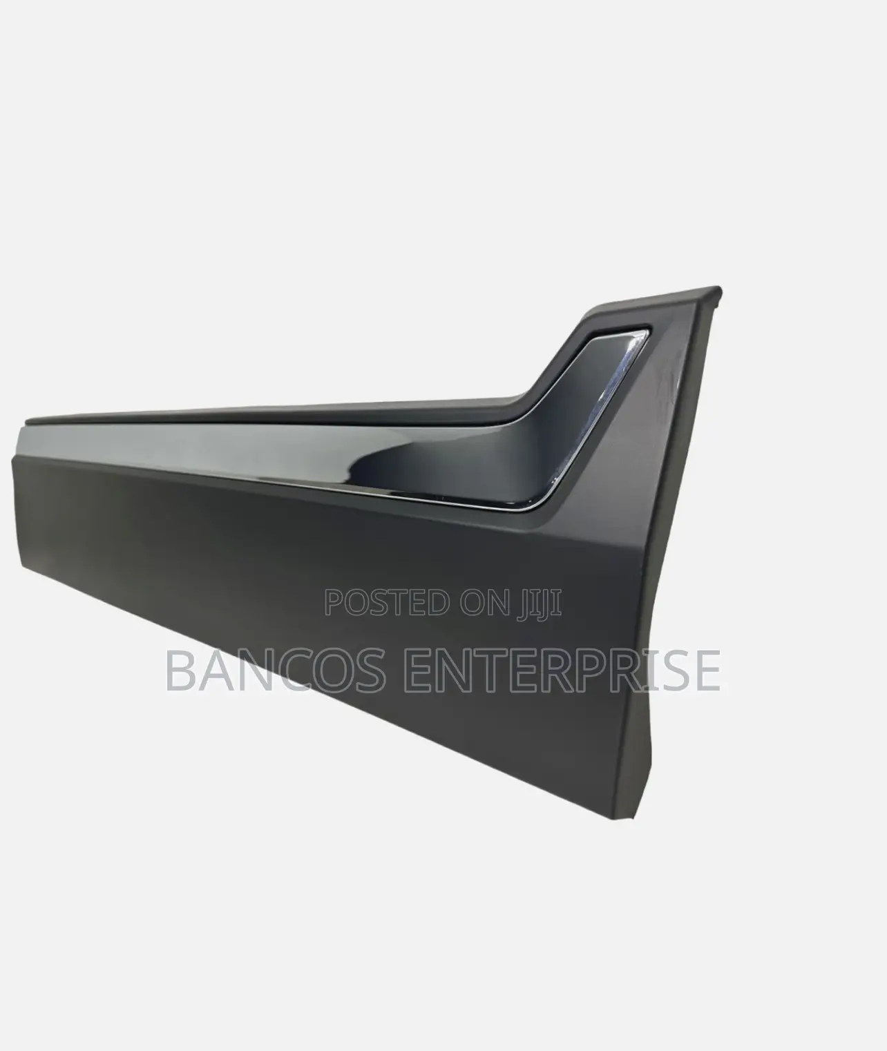 Honda CR-V Frint Door Lower Trim Molding