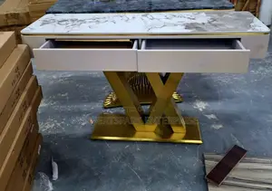 Console Table ()