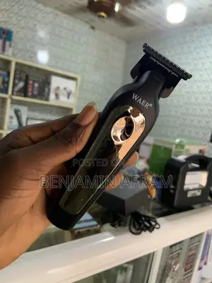 Rechargeable Cordless Hair Clippers/ Barbering Machine WA096