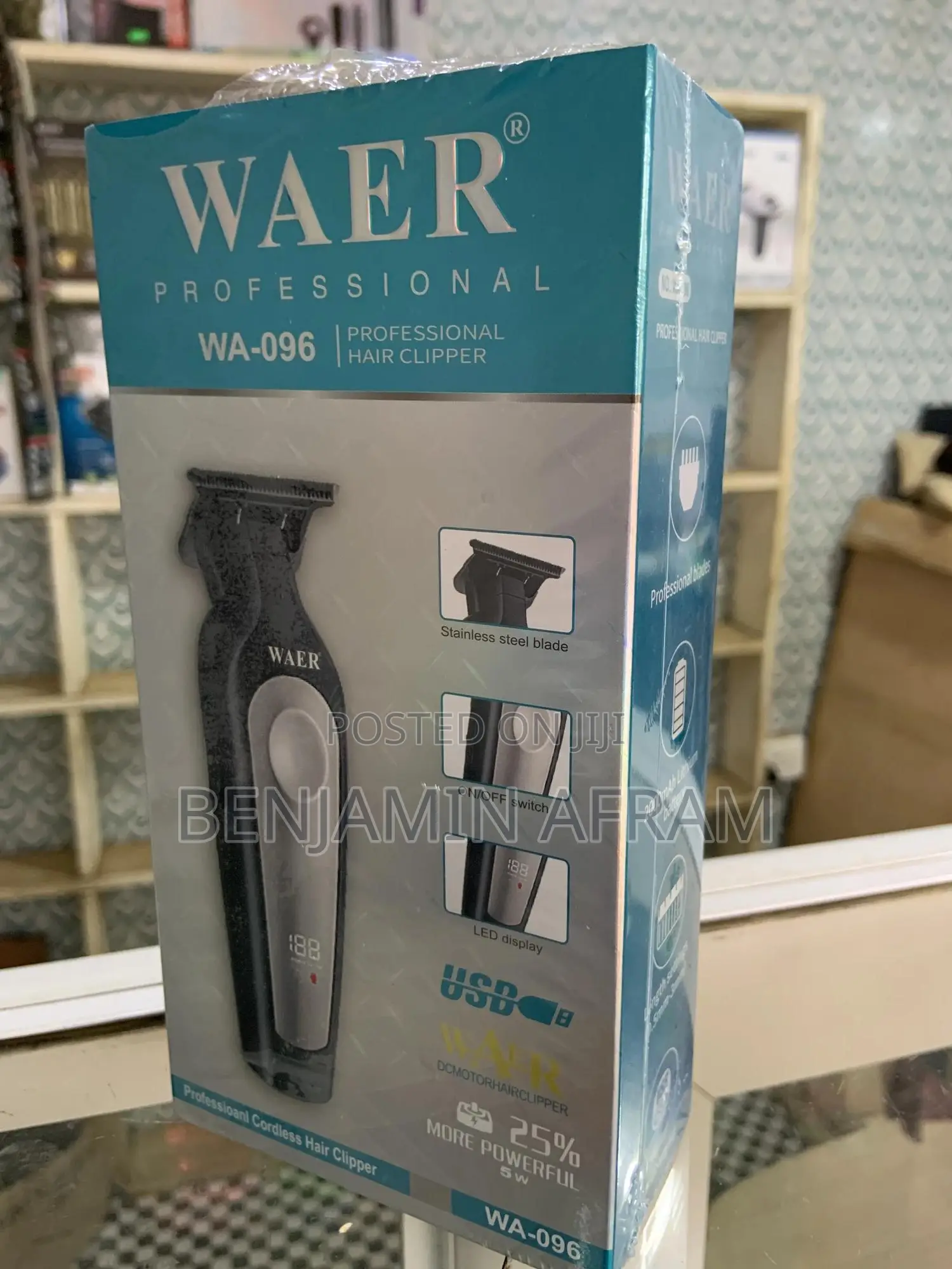 Rechargeable Cordless Hair Clippers/ Barbering Machine WA096