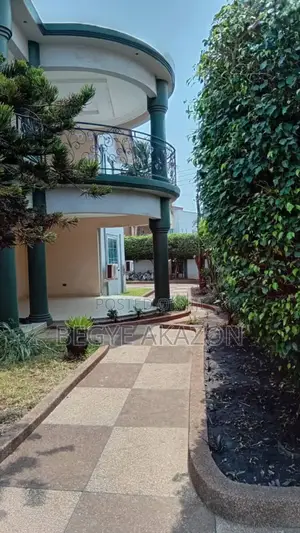 5bdrm House in Kbk, East Legon for rent