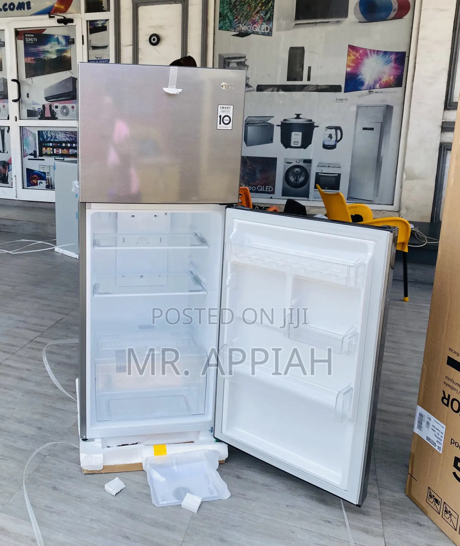 Stay Frosty Chill With Lg GN.B202SQBB 2 Door Refrigerator.