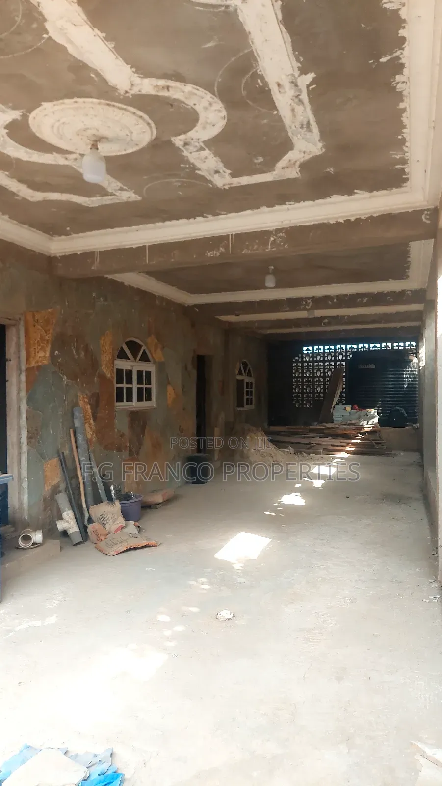 7bdrm House in Kg.Franco Properties, Spintex for sale