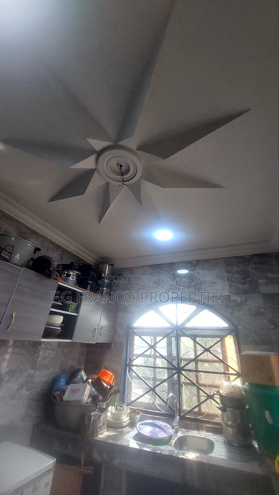 7bdrm House in Kg.Franco Properties, Spintex for sale