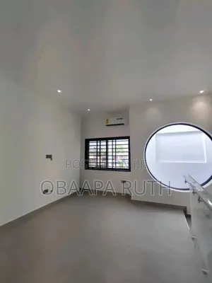 4bdrm Duplex in East Airport, Spintex for sale