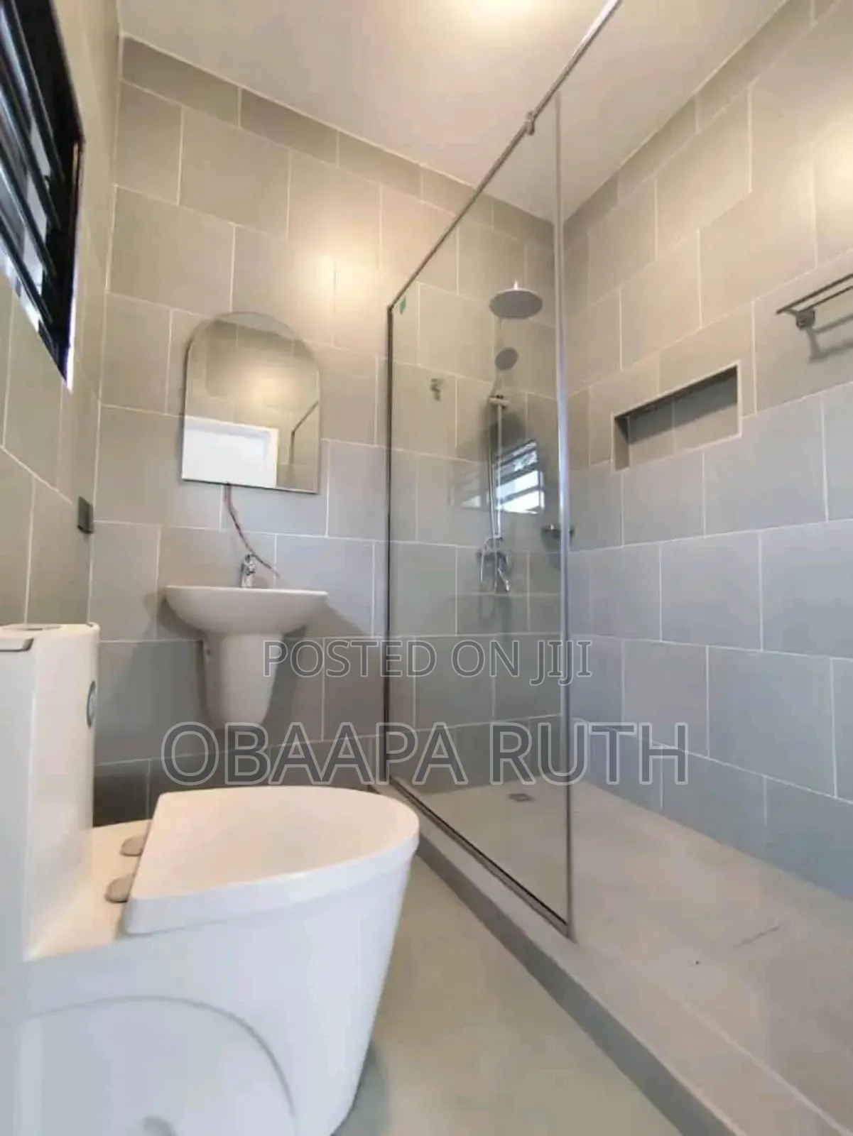 4bdrm Duplex in East Airport, Spintex for sale