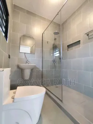 4bdrm Duplex in East Airport, Spintex for sale