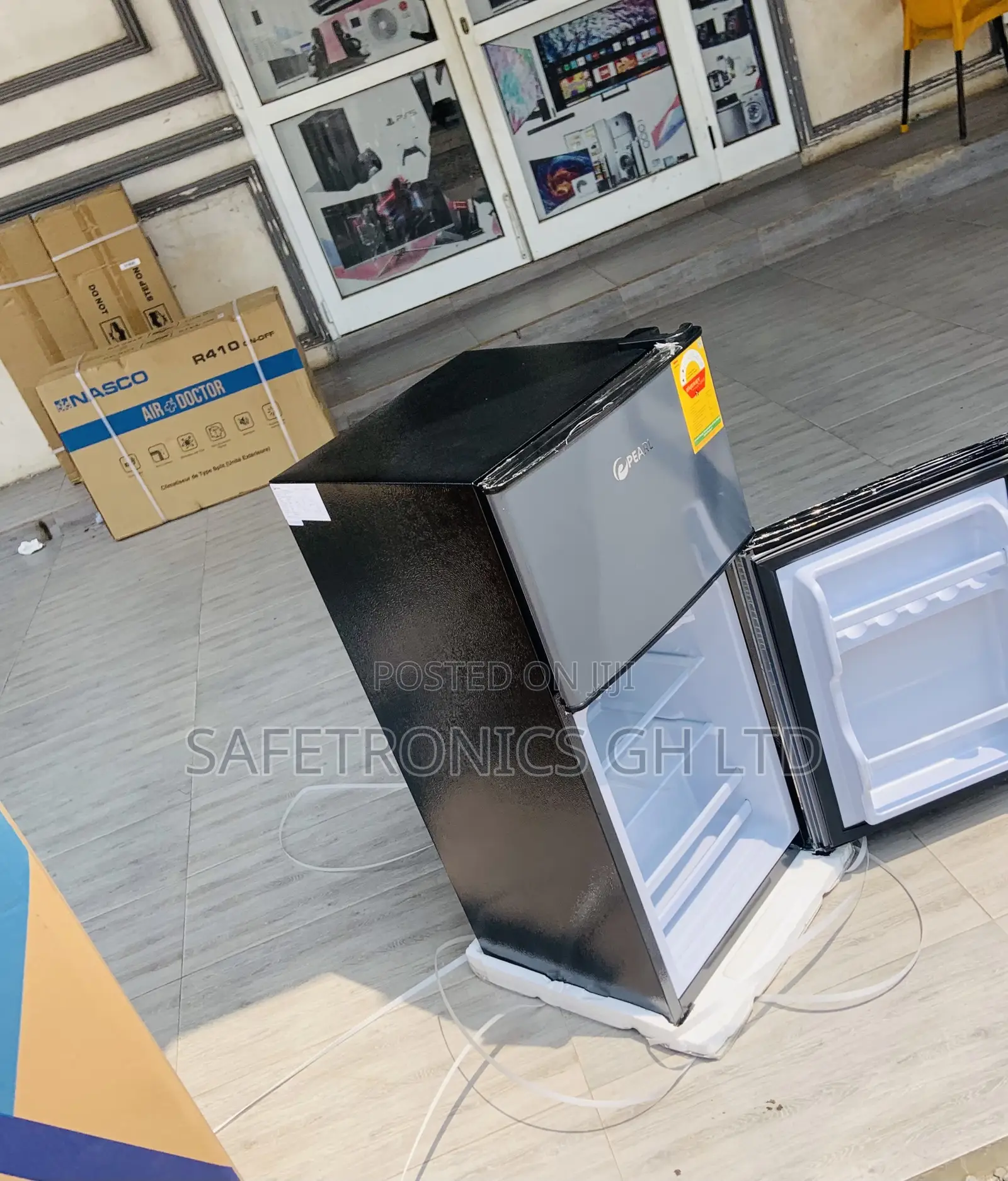 Perfect Gray Top Mount Doubledoor 90 Liters Pearl Fridge