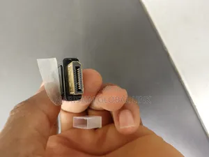 Ultra HD HDMI to DP Adapter