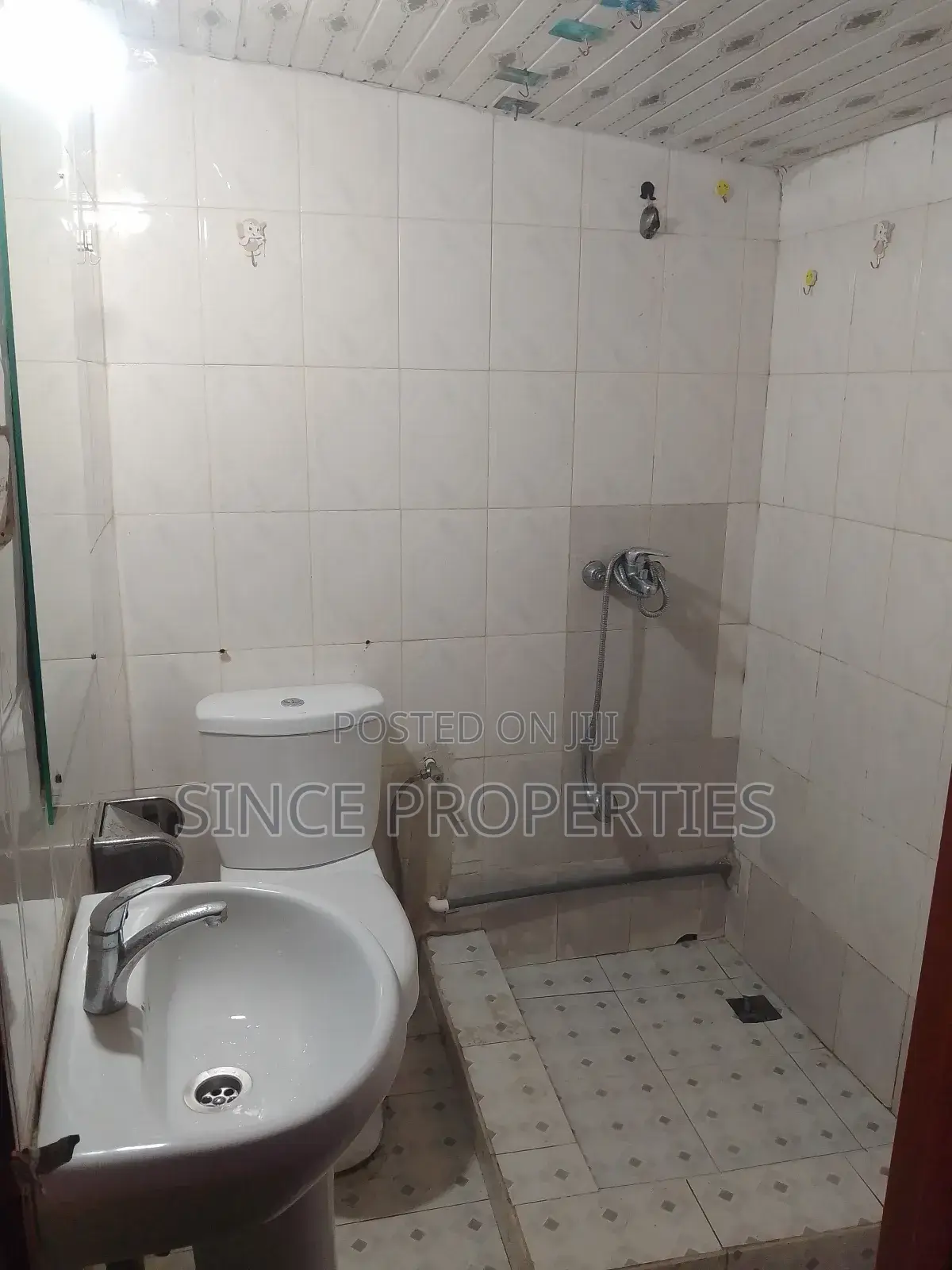 1bdrm Apartment in Sinco Properties, Madina for rent